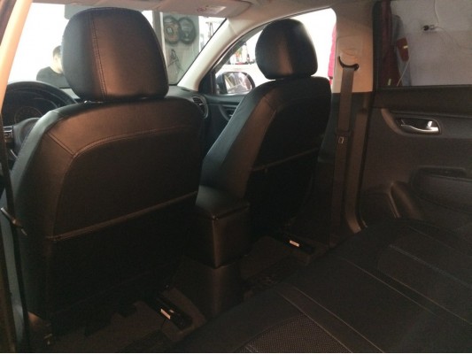 Авточехлы на Kia Rio 4