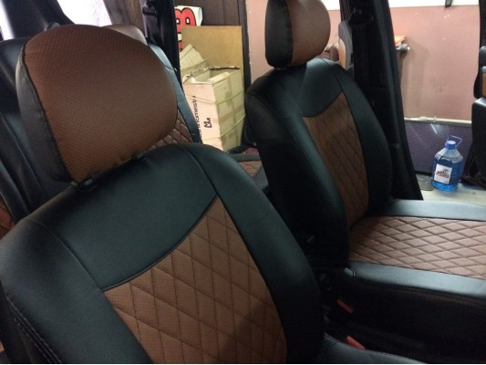 Авточехлы на Lada Largus