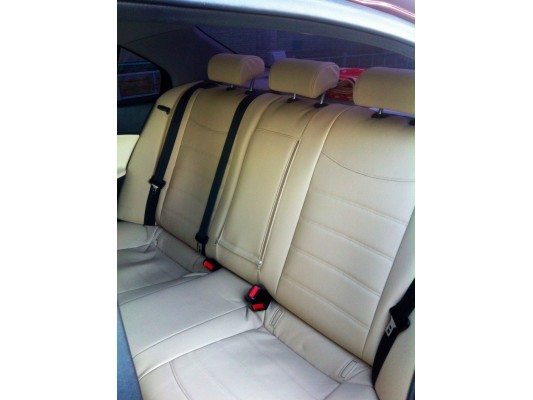 Авточехлы на Nissan Primera