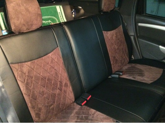 Авточехлы на Renault Duster