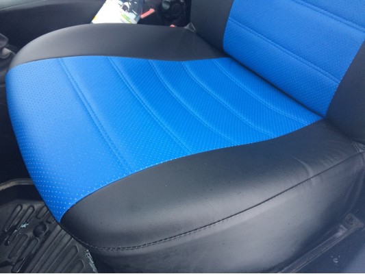 Авточехлы на Renault Logan